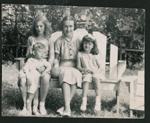 photo beneath - Rosemary, June Weir, David, Helen