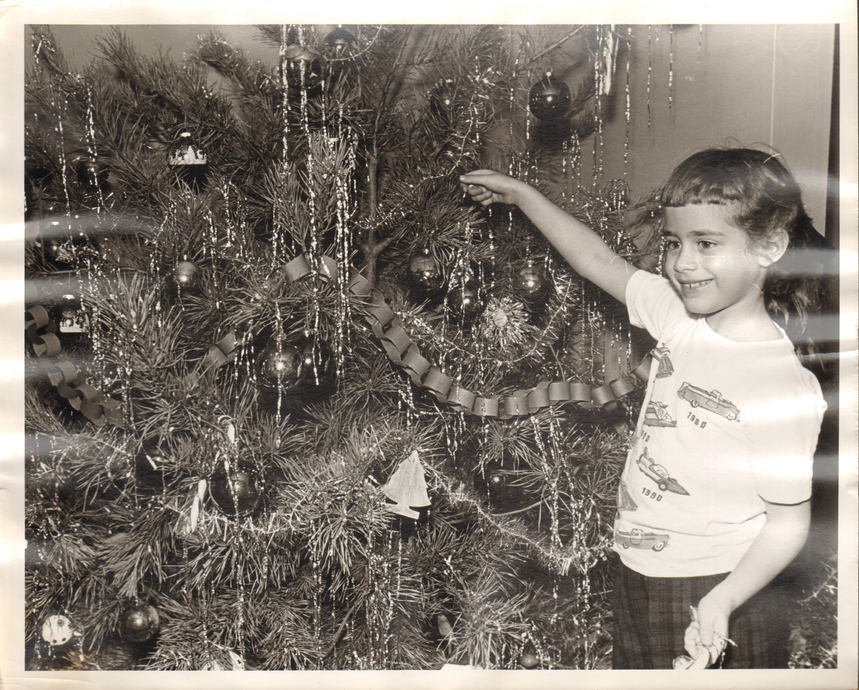 Susan Christmas tree 8x10
