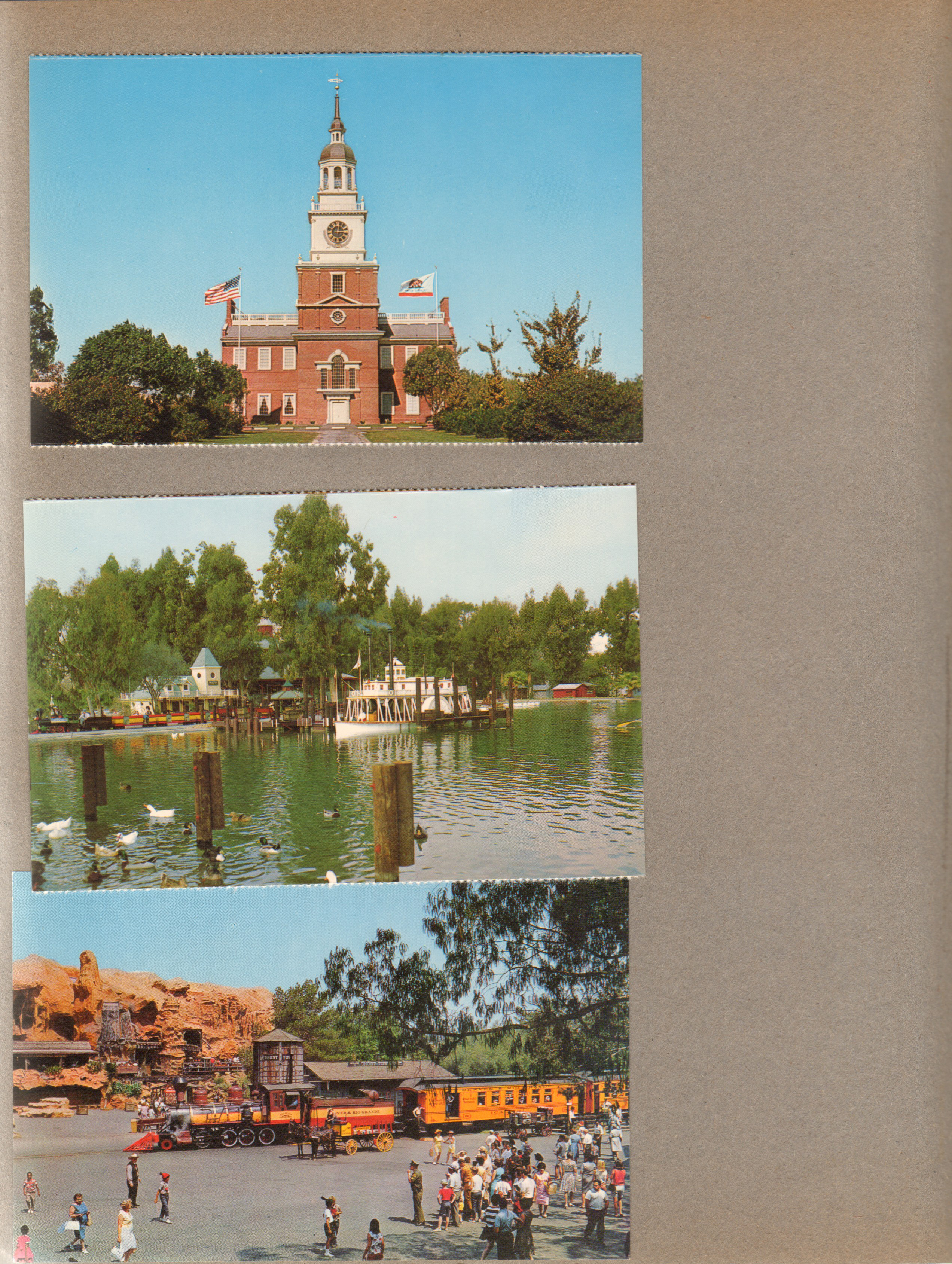 Knott's Berry Farm - postcard Independence Hall at Knott's C21912, postcard Steamboat ride at Knott's SC9597, postcard Calico Square train KR-50